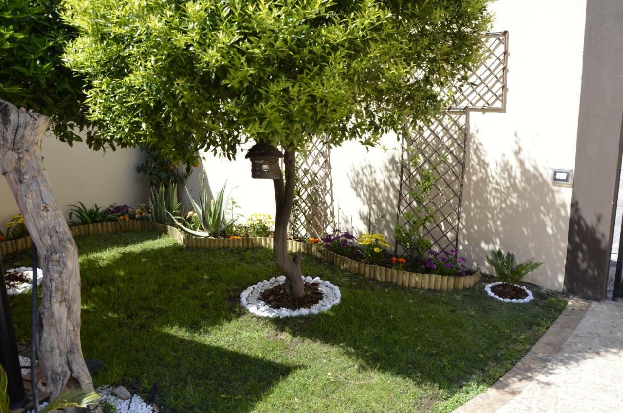 Artista B&B Cabras Exterior photo