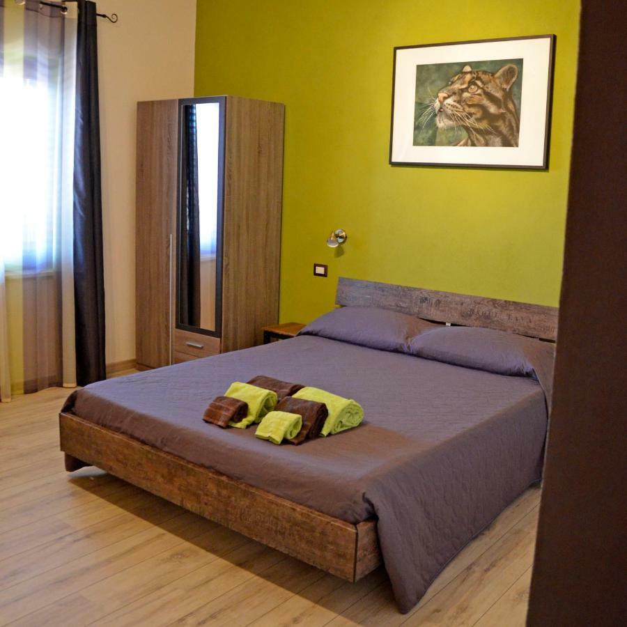 Artista B&B Cabras Exterior photo