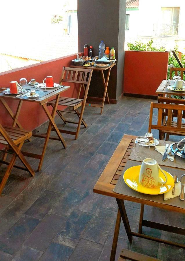 Artista B&B Cabras Exterior photo